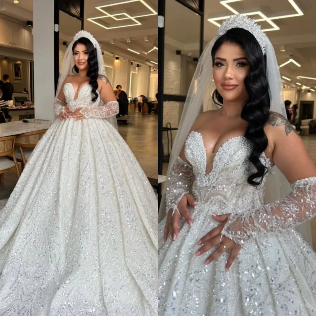 Customized Luxury Sweetheart Ball Dress Long Gloves Shining Beaded Lace Bride Dress Cathedral Train Princess Wedding Dress